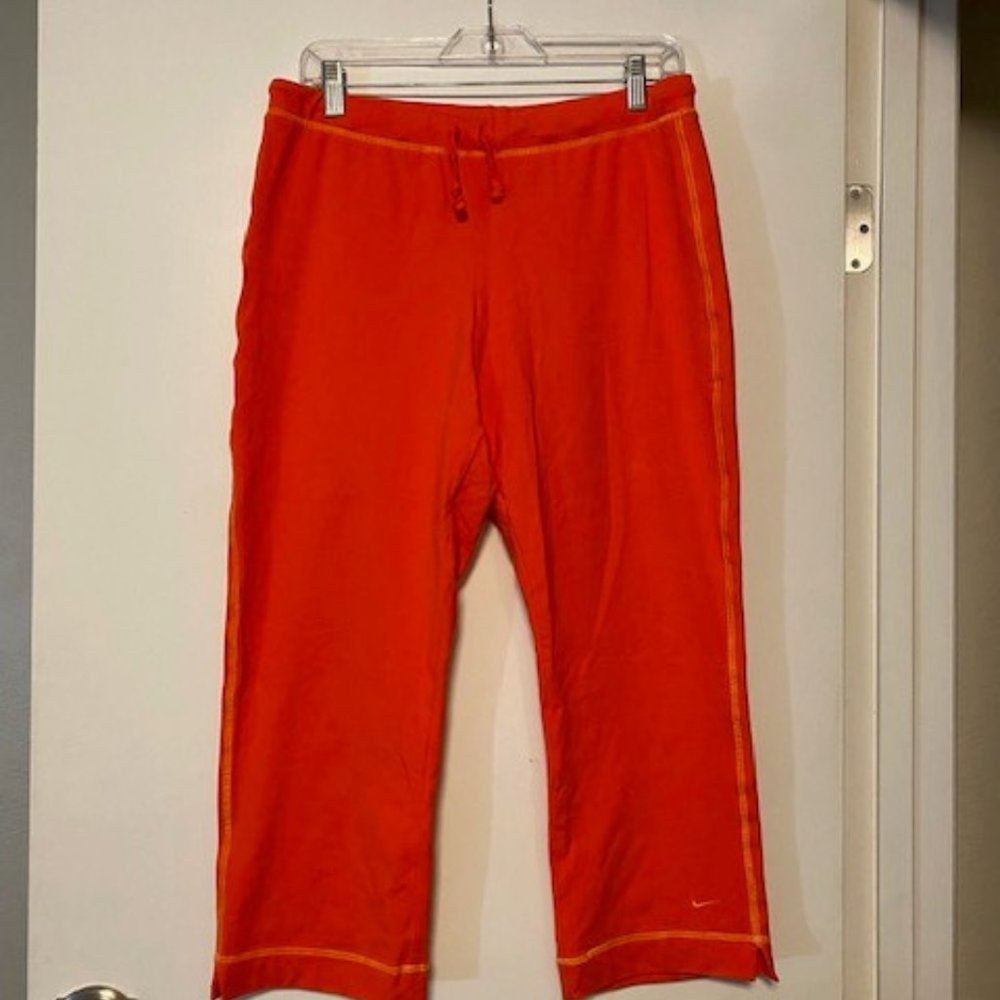 NIKE cropped cotton pants